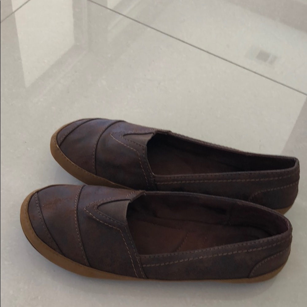❤️Brown flats (3 for$15)